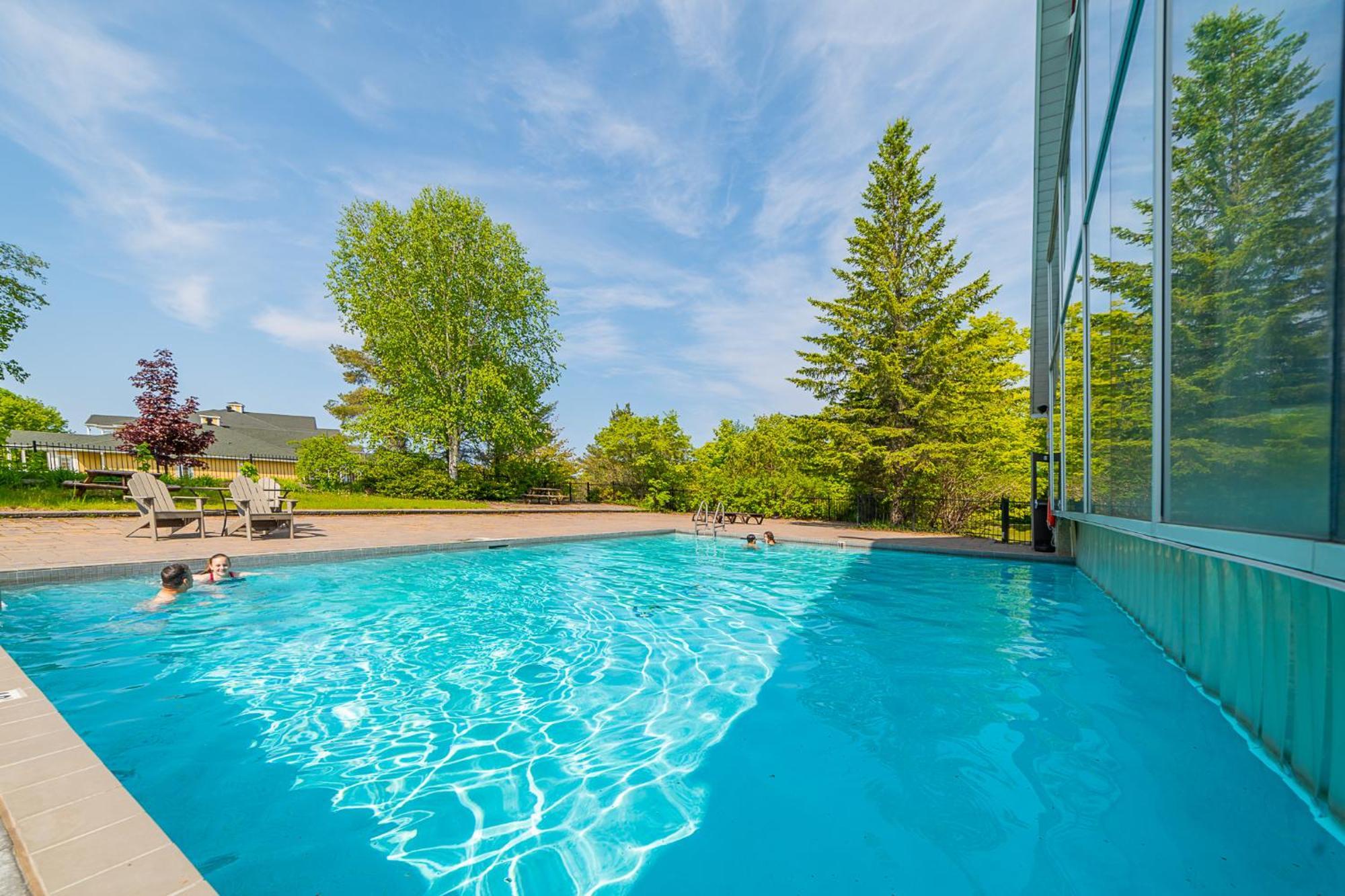 Horseshoe Valley Suites - The Aurora Shanty Bay 外观 照片